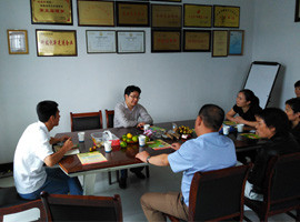 农业局领导来参观我公司